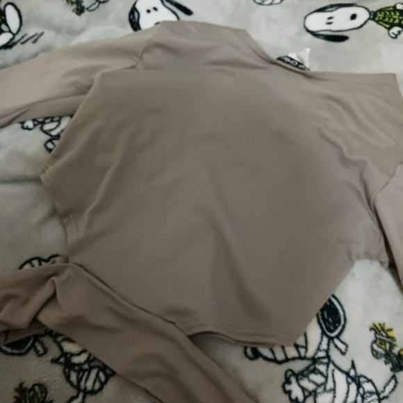 top - Picture 3 of 3